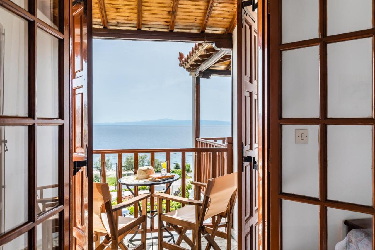 Lilian Beachfront Apartments Нео-Клима Экстерьер фото