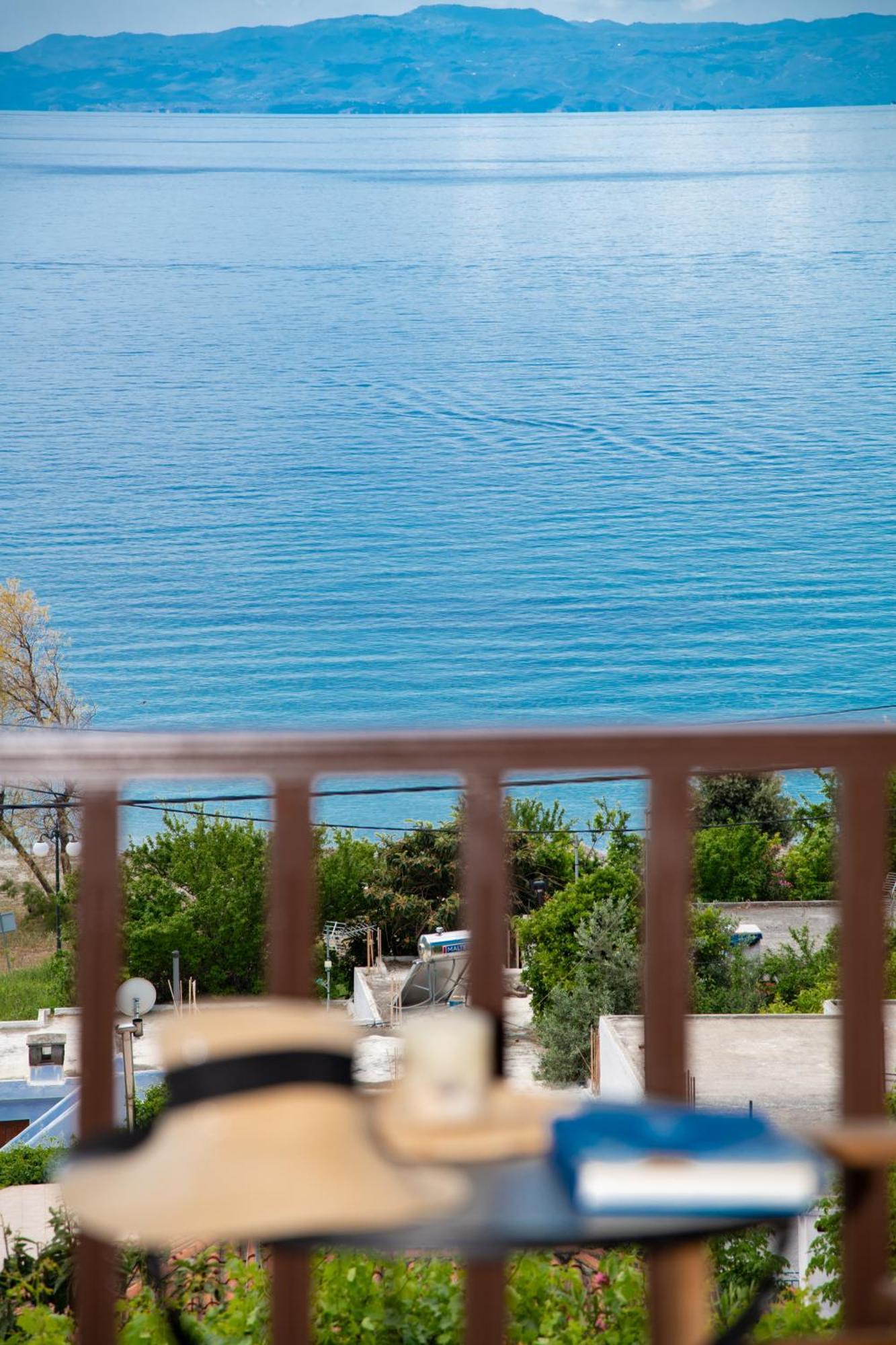 Lilian Beachfront Apartments Нео-Клима Экстерьер фото